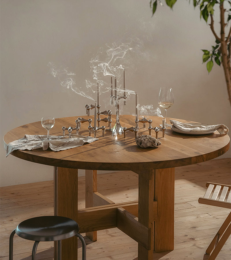 Candelabro y velas de diseño - Stoff Nagel