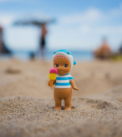 Figura Sonny Angel - Serie Summer Vacation Sun-Kissed