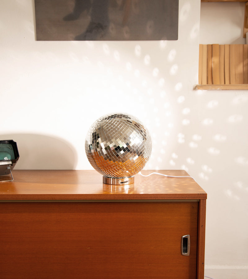 Lampe boule disco à poser