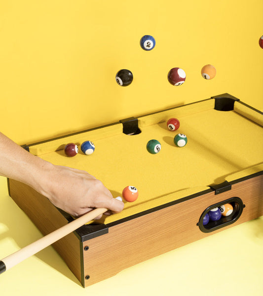 Mini billard de table jaune  L'expressionist