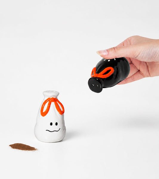 Salière et poivrière Sacs poubelle
